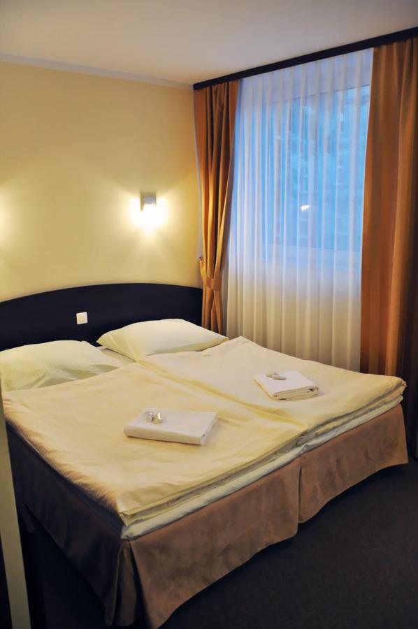Hotel Pojezierze Щецінек Номер фото